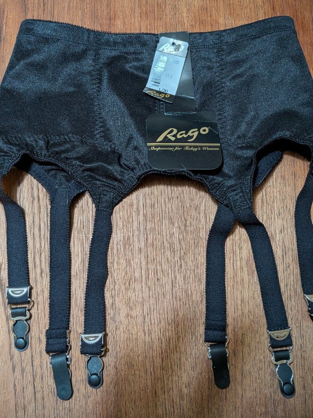 Rago 72522 Shaping Garter Belt Size Large NWT